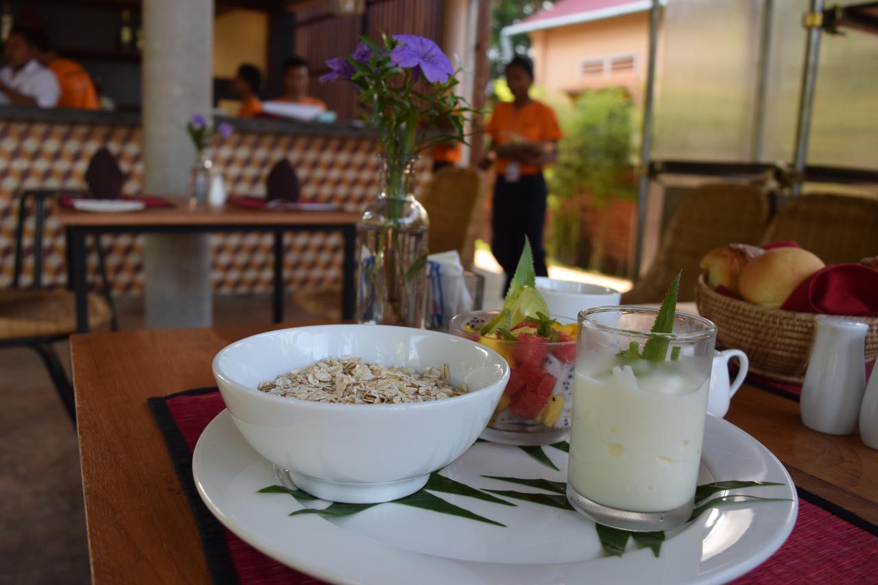 Sala Bai Hotel & Restaurant School Siem Reap Esterno foto